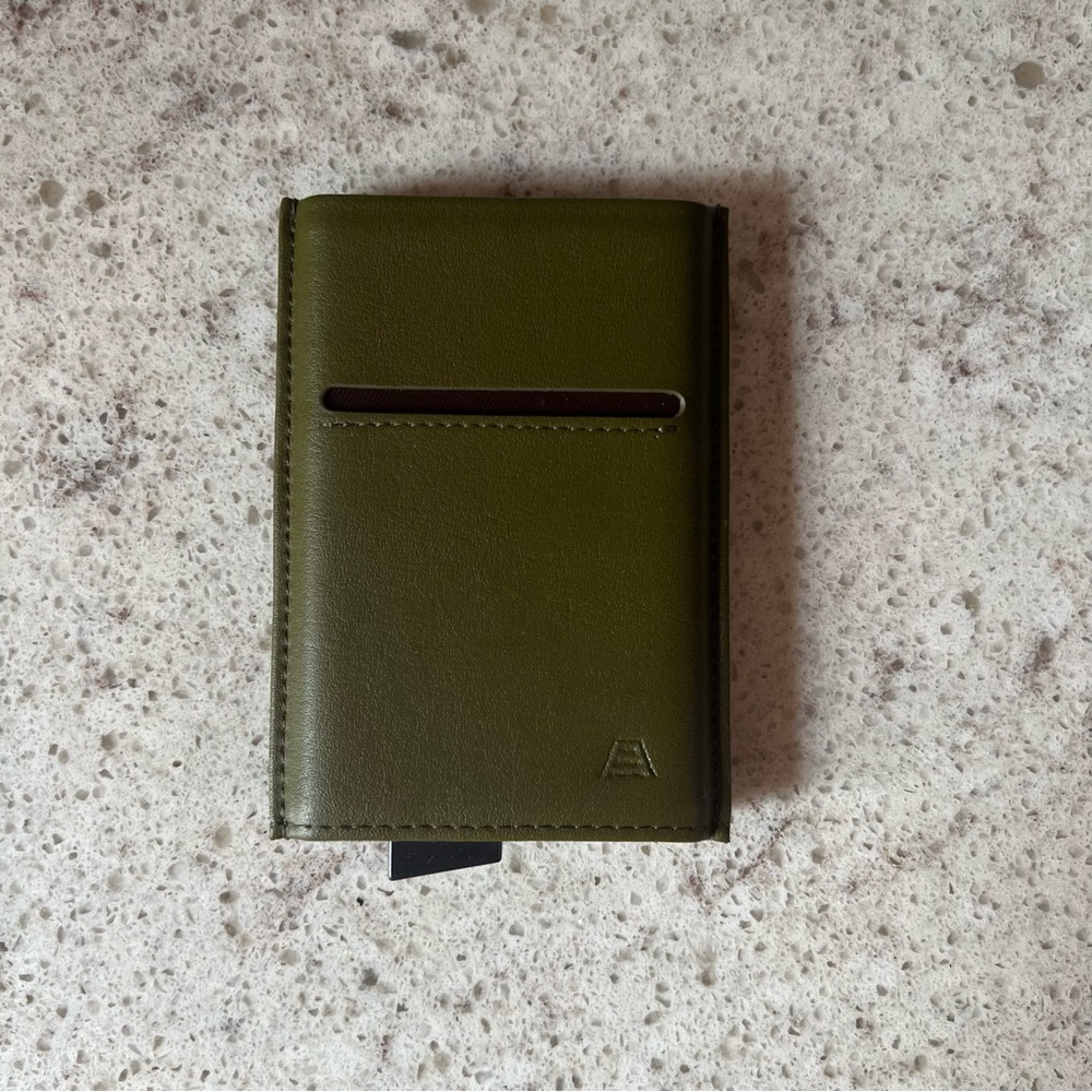 Andar Pilot Wallet in Saguaro